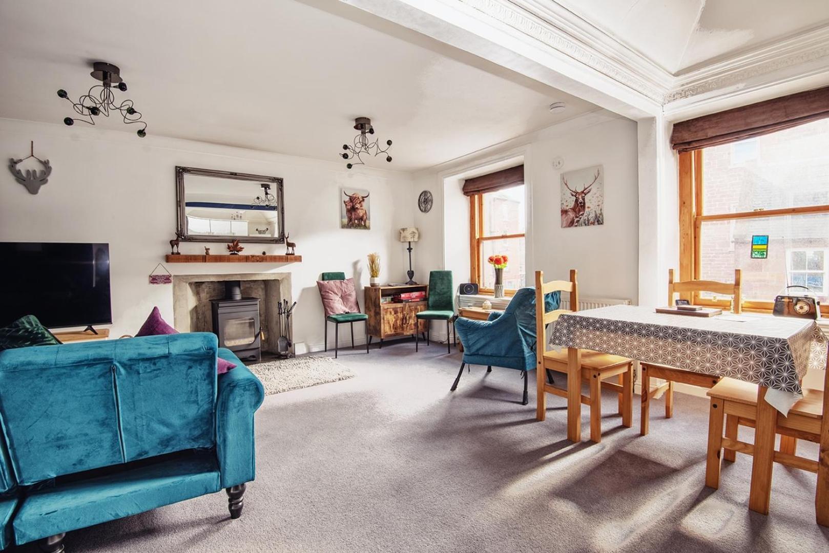 Charming 2 Bedroom Flat In The Heart Of Kirriemuir Exterior foto